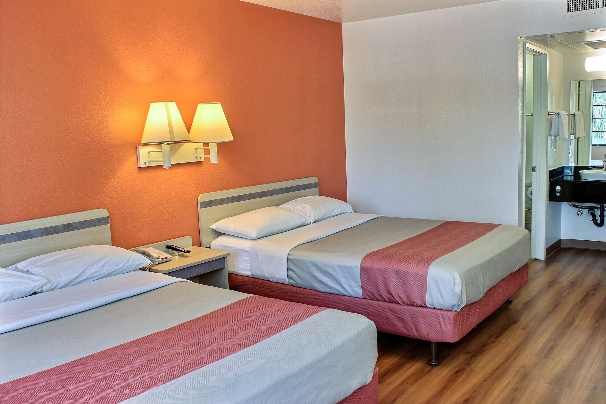 Motel 6-Coalinga, Ca - East Zewnętrze zdjęcie