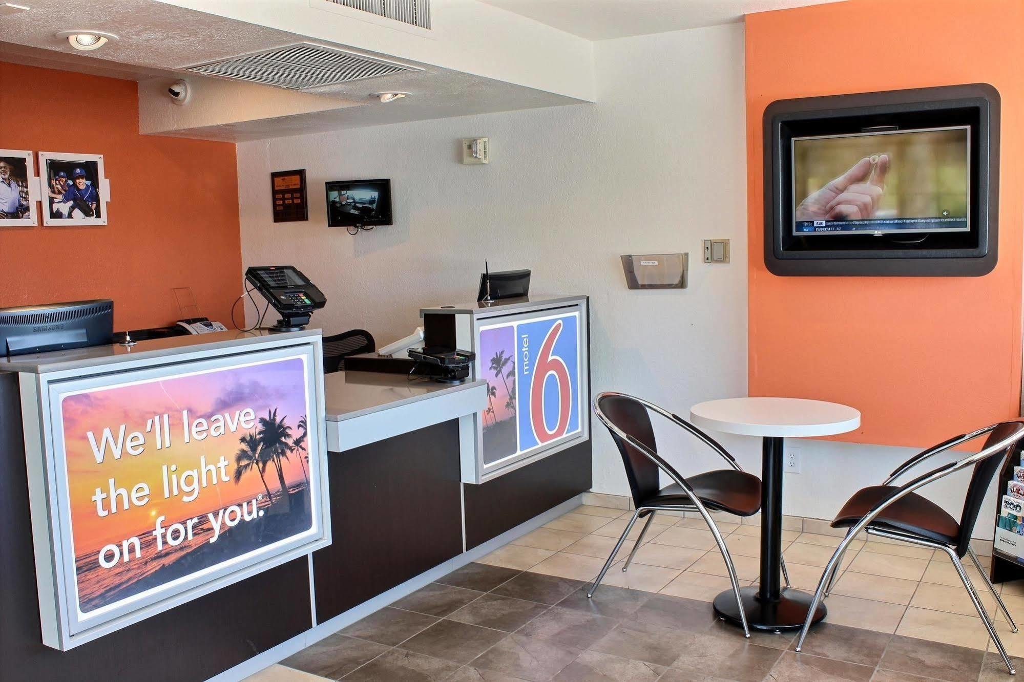Motel 6-Coalinga, Ca - East Zewnętrze zdjęcie