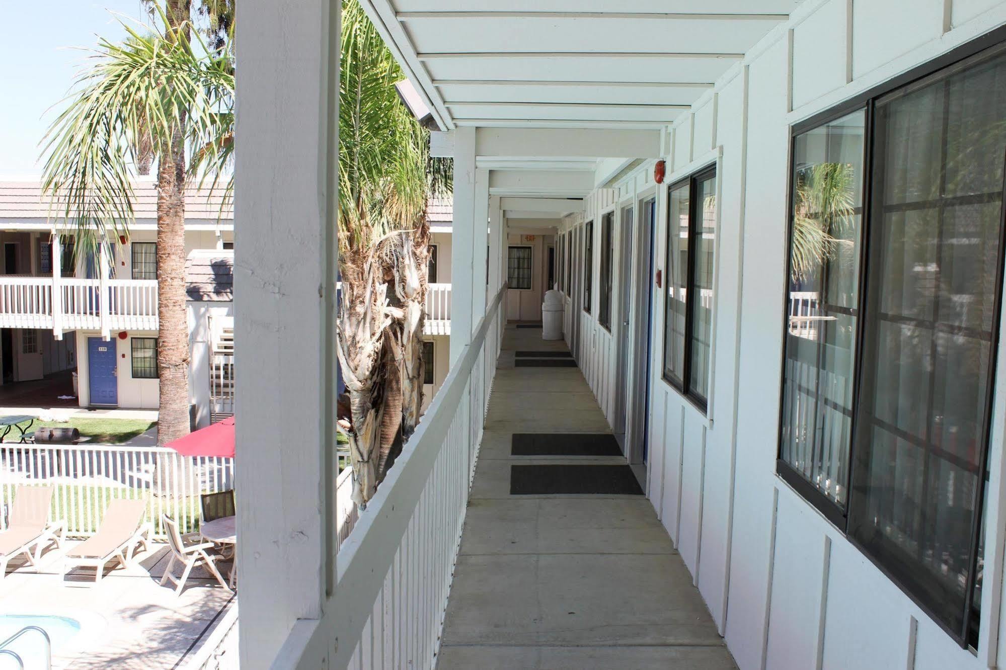 Motel 6-Coalinga, Ca - East Zewnętrze zdjęcie